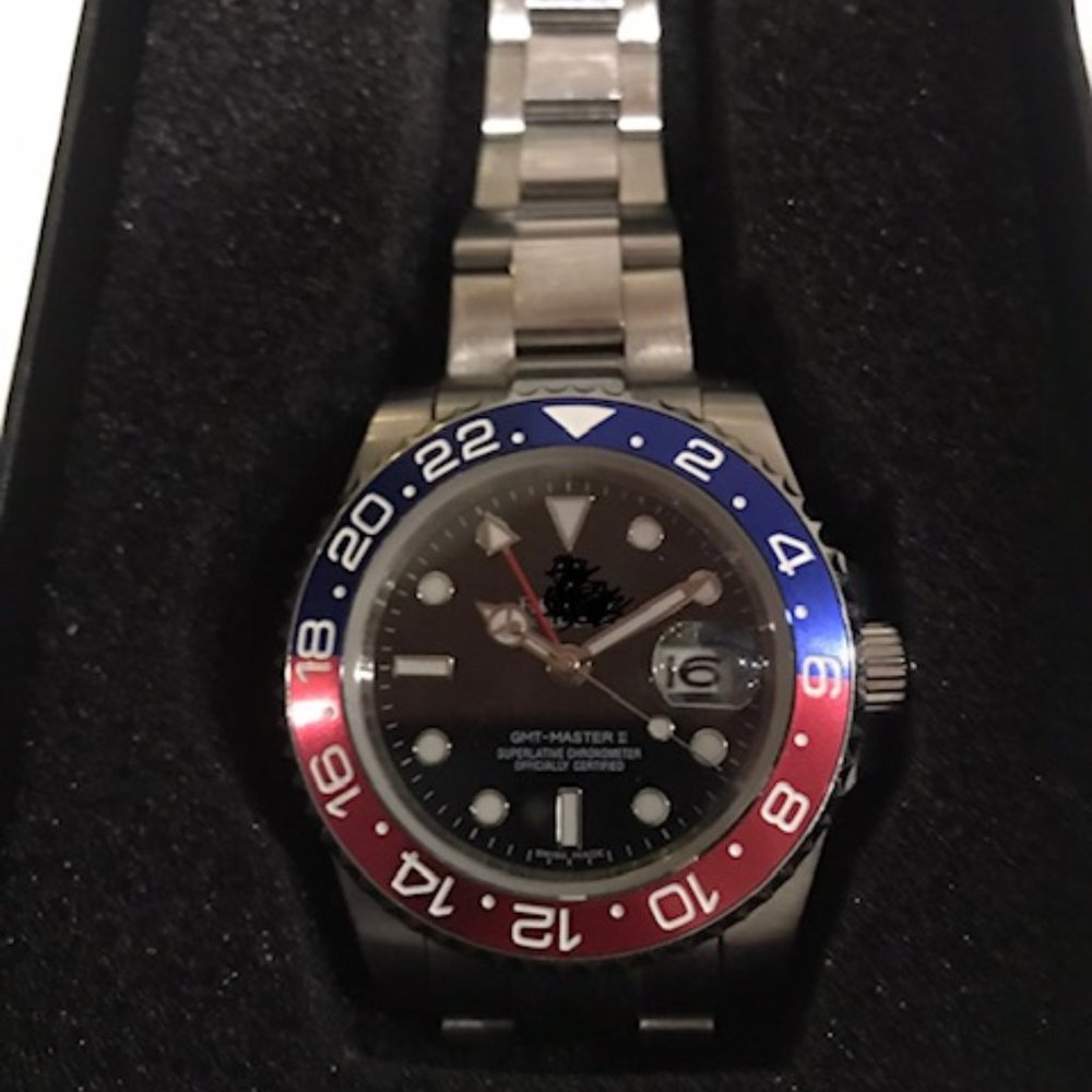 Men's Automatic GMT Wristwatch